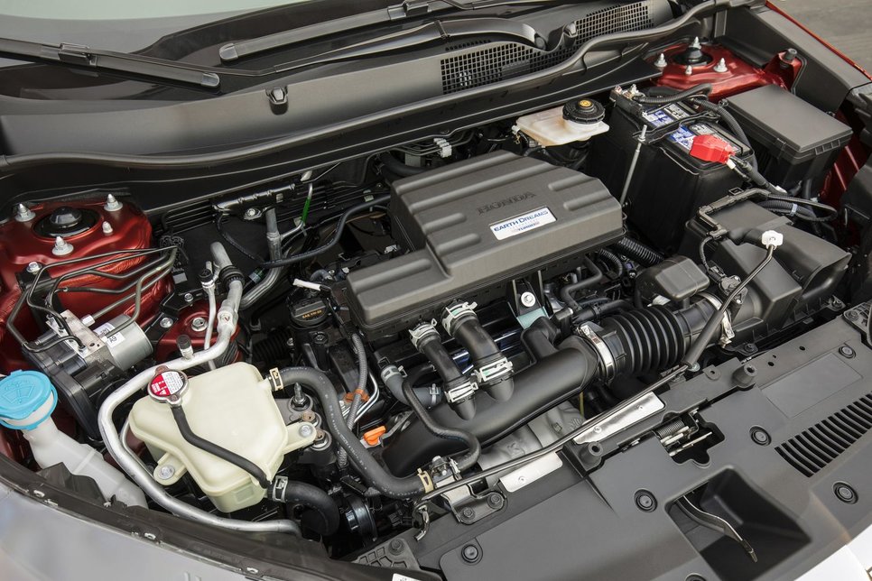 Моторы Honda CR-V имеют приличный запас тяги на «низах» и хорошую мощность при высоких оборотах
