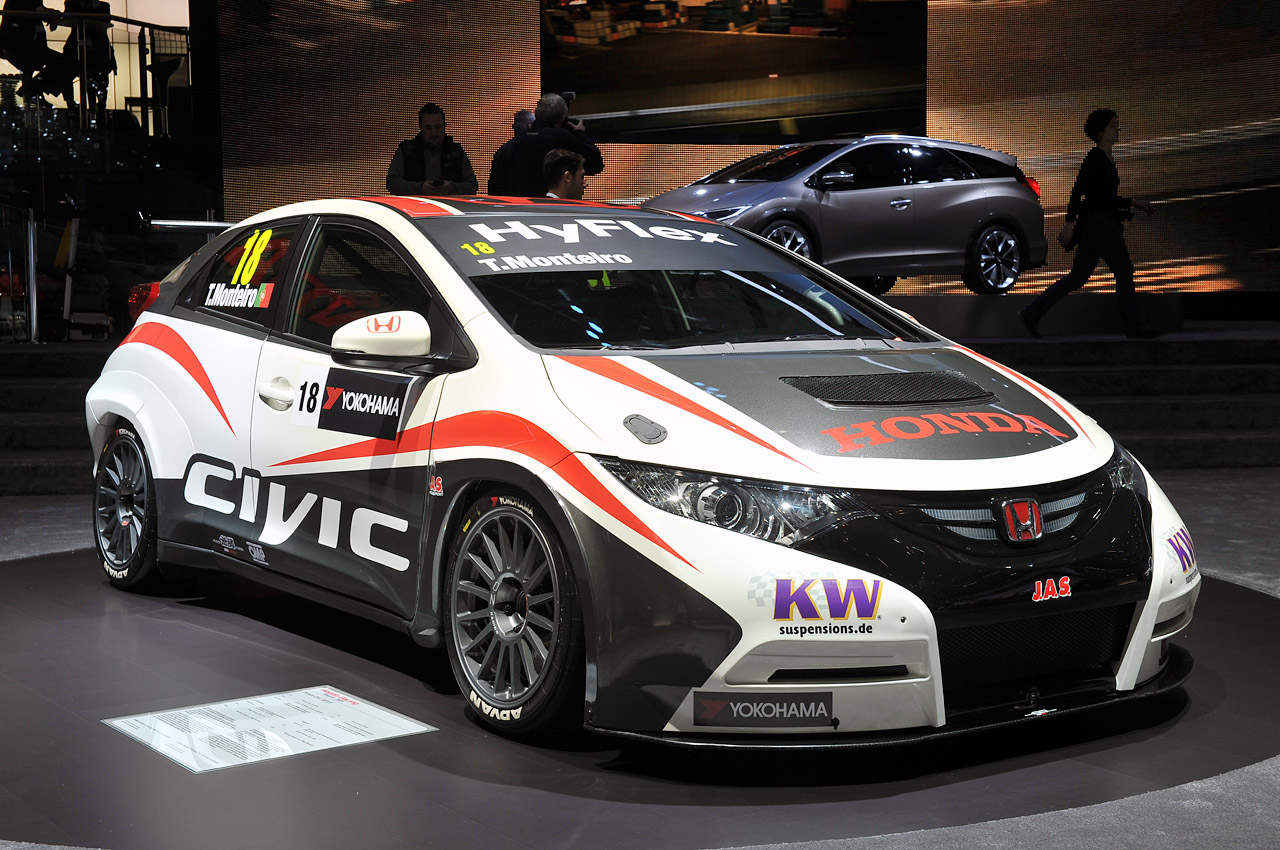 Honda Civic WTCC готов к чемпионату 2014 года