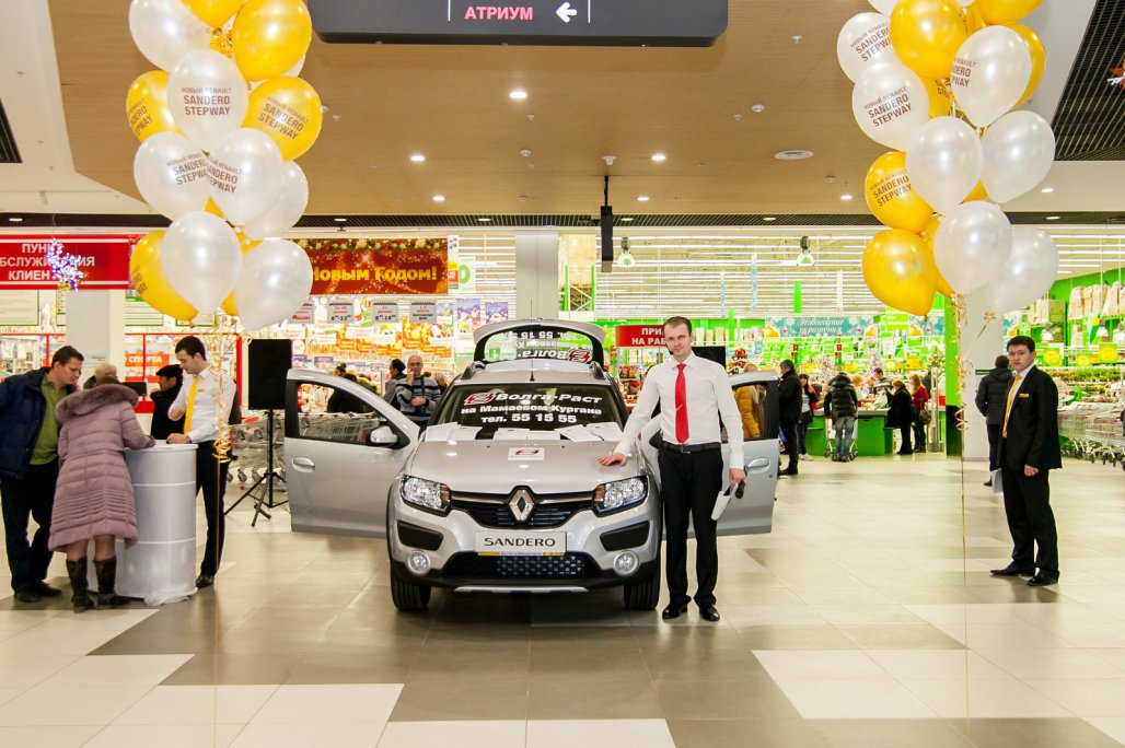 6 декабря прошла презентация Renault Sandero Stepway в ТРК «Акварель»